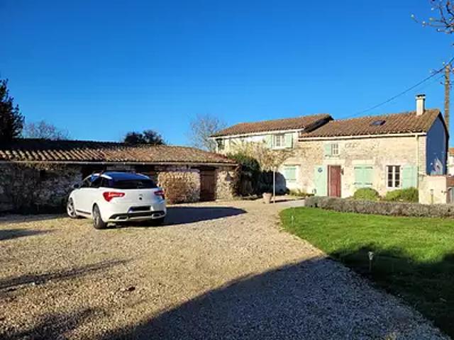 Pamproux 79800 Achat / Vente maison 9 pièces t9 piscine