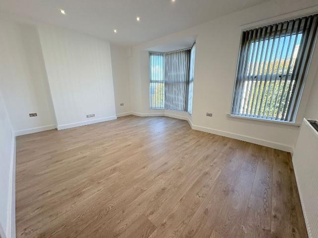 Pantygwydr Road, Uplands SA2, 2 bed property to rent, £1,100 pcm | PrimeLocation