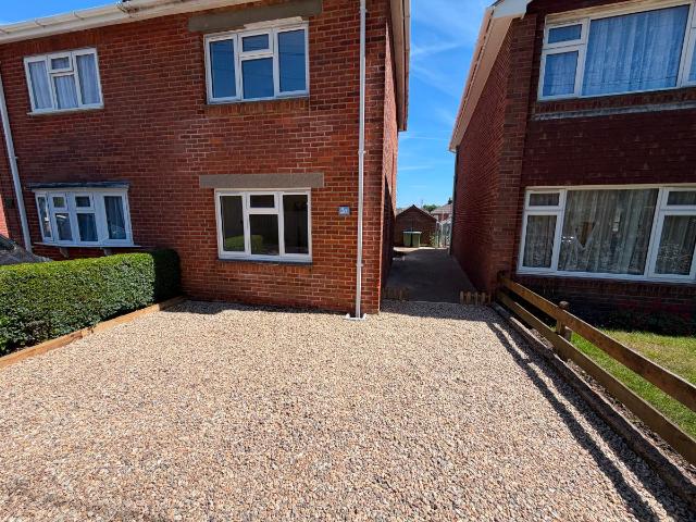 Panwell Road, Southampton SO18, 2 bed semi detached house to rent, £1,450 pcm | PrimeLocation