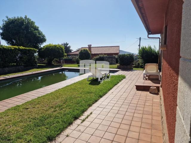 Panxon Los Abetos Espectacular vivienda unifamiliar en la. 400m² Priegue