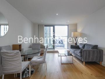 Pan Peninsula Square, Canary Wharf E14 1 bed apartment to rent £2,475 pcm £571 pw