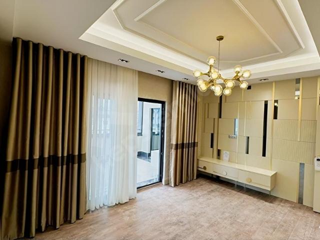 PANCARLI MAH METRO KARŞISI SATILIK 3.5+1 ARA KAT LÜX SIFIR DAİRE