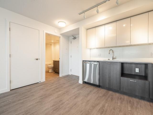 Pandora 2 Bedroom Apartment for Rent at 1008 Pandora Ave, Victoria, BC V8V 0C6 North Park