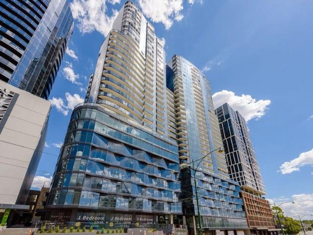 Panorama 2 bed, 2 bath 1 car park north facing high rental return