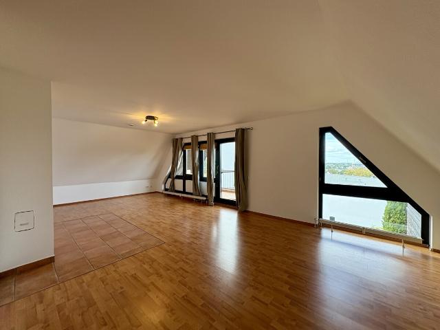 „Panoramablick“ – Freigestellte 4 Zimmer Maisonette ETW in zentraler Lage von Wiesbaden