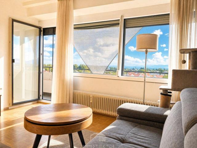 EXKLUSIVE AUSSICHT: Lichtdurchflutete 2,5 Zimmer Wohnung mit Panorama Loggia in Liebenau