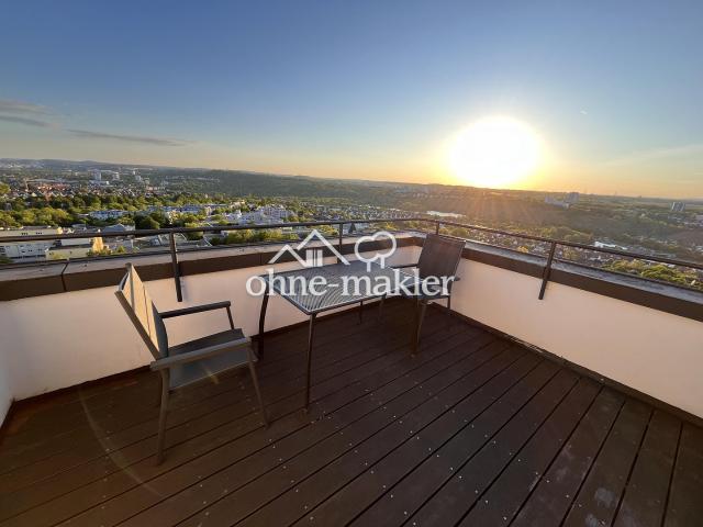 Panoramablick über Stuttgart, 132 m², oberster Stock, bezugsfrei oder als Kapitalanlage