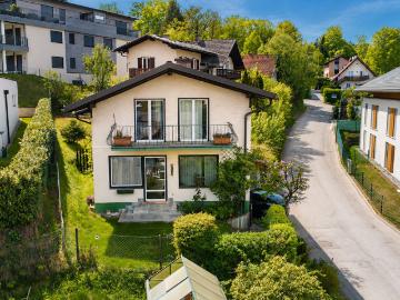 Panoramablick über Velden bis zum Wörthersee – stilvolles Haus mit Charakte
