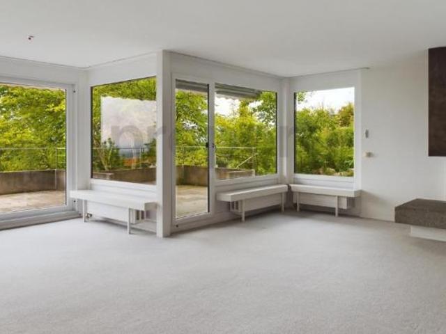 Panoramablick und 90 m² Balkon Vue panoramique et balcon de 90 m²