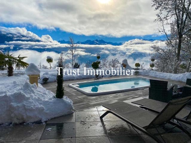 Panoramablick und Ruhe garantiert für dieses Chalet