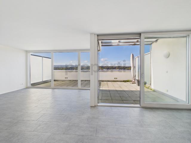Panoramaterrasse mit Weitsicht, moderne Ausstattung & grosszügiges Raumangebot!