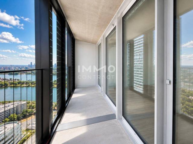 Panoramawohnung im DC2 Tower – 16m2 Loggia Erstbezug