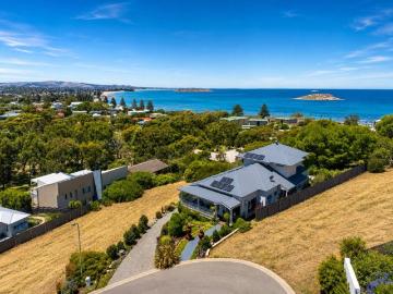 Panoramic Coastal Luxury with Unrivalled Encounter Bay Views