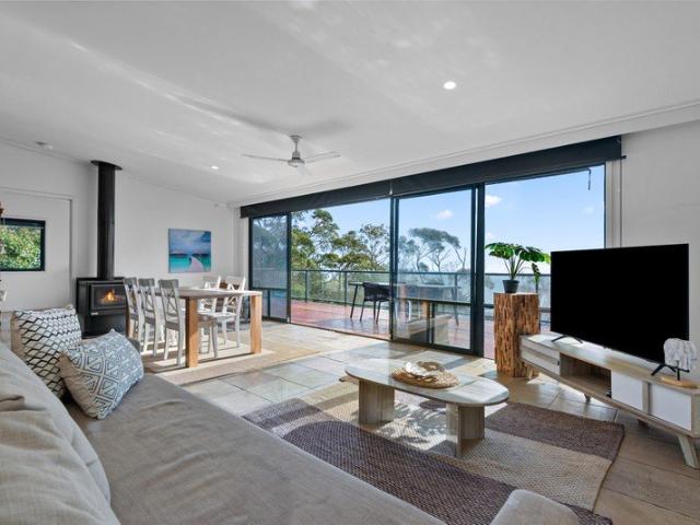 Panoramic Bay Views
