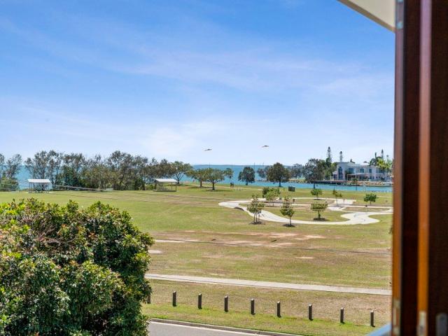 Panoramic Bayfront Living on a Rare Double Block