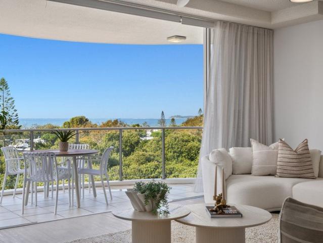 Panoramic Beachside Living in the Heart of Cotton Tree