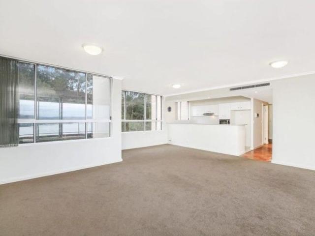 Panoramic Brisbane Water Views & Modern Resort Style Living