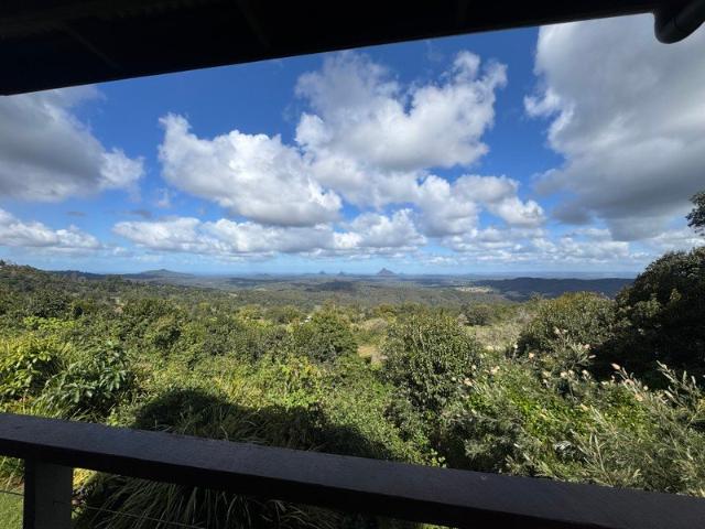 Panoramic Hinterland Living with Dual Accommodation Close to Maleny CBD