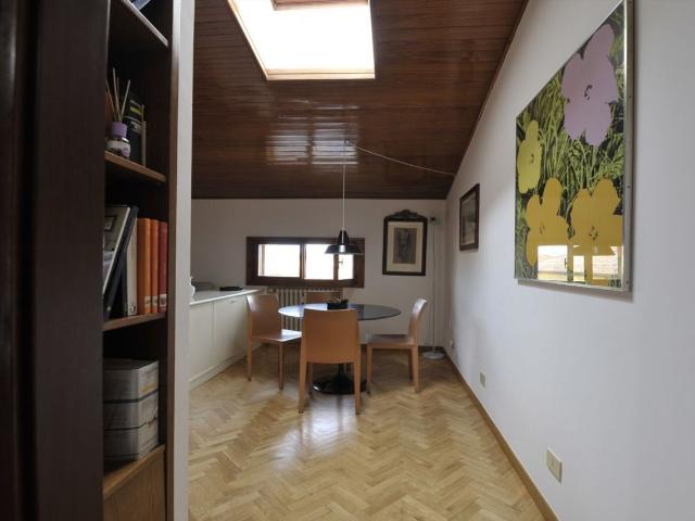 Panoramic Historic Center Apartment, Bologna Amsterdam Apartments for Rent