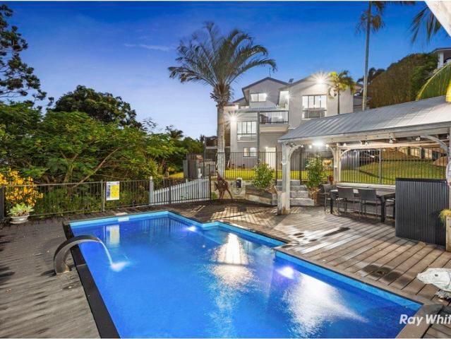 Panoramic Ocean and Island Views from this Spectacular 3 Level home in the Heart of Yeppoon