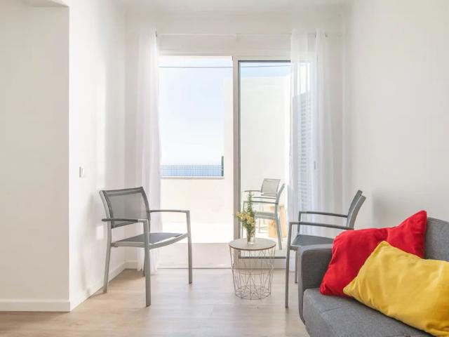 Panoramic Ocean View Home in Funchal