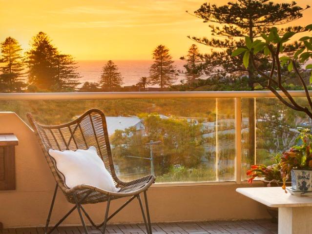 Panoramic Ocean Views & Exceptional Village Convenience