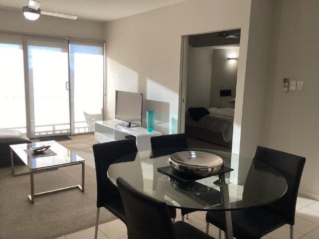 Panoramic Ocean Views! Pelago East 1x1