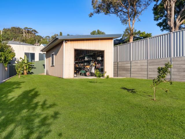 Panoramic Lake Views Combined with Serious Lifestyle Credentials