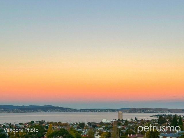 Panoramic River Views & City Fringe Convenience