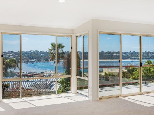 Panoramic Water Views In The Heart Of Merimbula