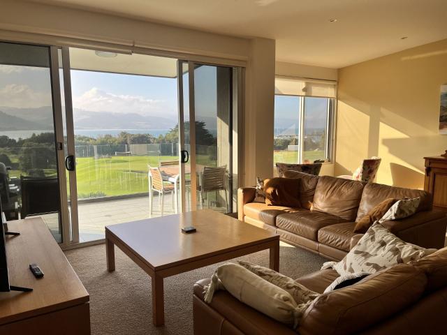 PANORAMIC VIEWS 14/17 19 Nelson Street Apollo Bay VIC