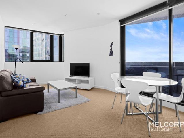 Panoramic Views From the Heart of Carlton