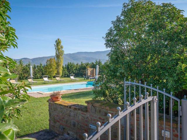 Panoramica Dell'immobile E Posizione 411m² Cortona