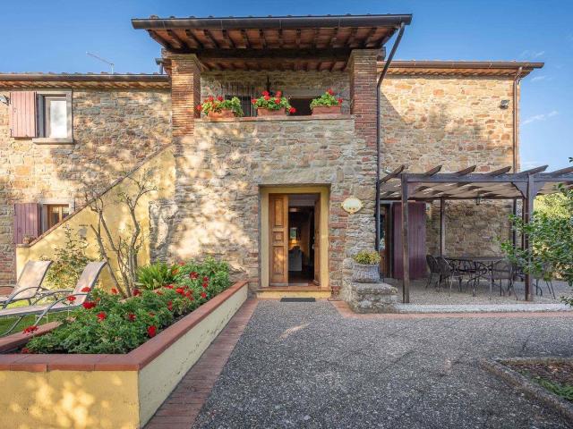 Panoramica Dell'immobile E POSIZIONE 428m² Civitella in Val di Chiana