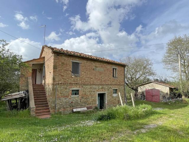 PANORAMICA DELL'IMMOBILE E POSIZIONE 509m² Pienza