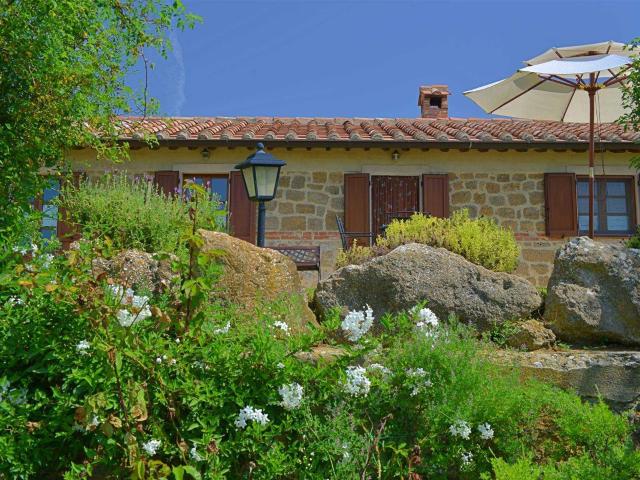 Panoramica Dell'immobile E POSIZIONE 525m² Pienza