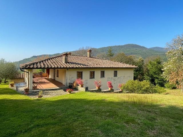 Panoramica Dell'immobile E POSIZIONE 550m² Loro Ciuffenna