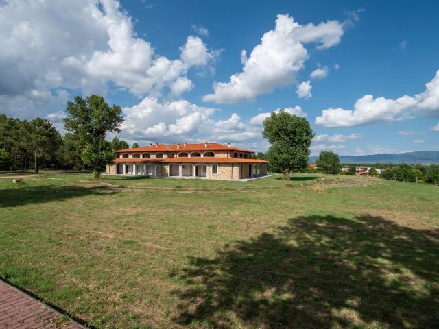 Panoramica Dell'immobile E POSIZIONE 575m² Arezzo