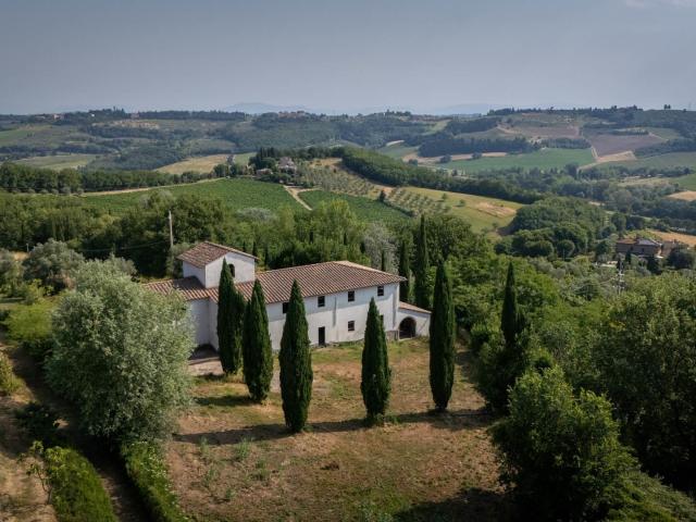 Panoramica Dell'immobile E POSIZIONE 660m² Montespertoli
