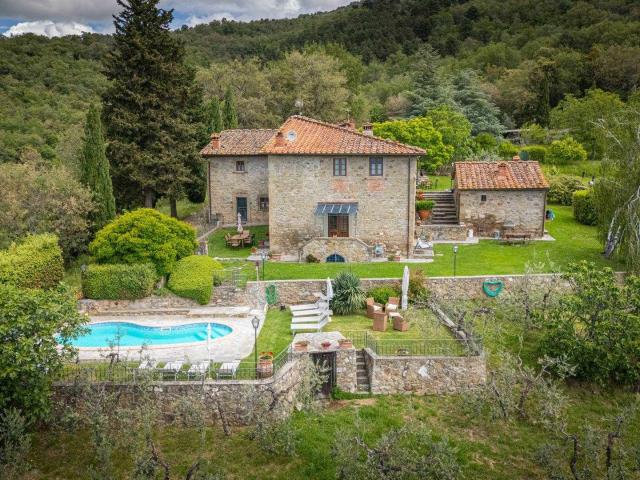 Panoramica Dell'immobile E Posizione 710m² Loro Ciuffenna