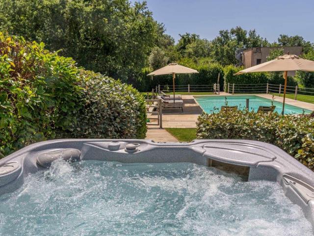 Panoramica Dell'immobile E POSIZIONE 815m² Cinigiano