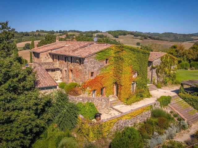 Panoramica Dell'immobile E POSIZIONE 1158m² Chiusdino