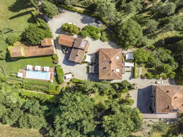 Panoramica Dell'immobile E POSIZIONE 1267m² Anghiari