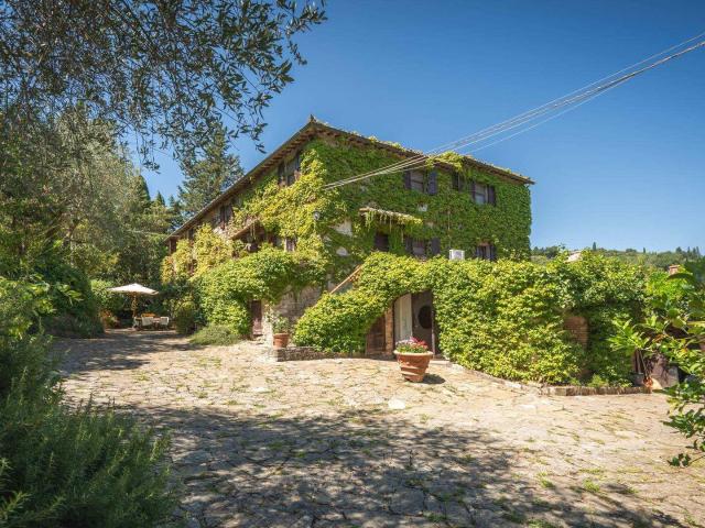 Panoramica Dell'immobile E POSIZIONE 1418m² Castellina in Chianti