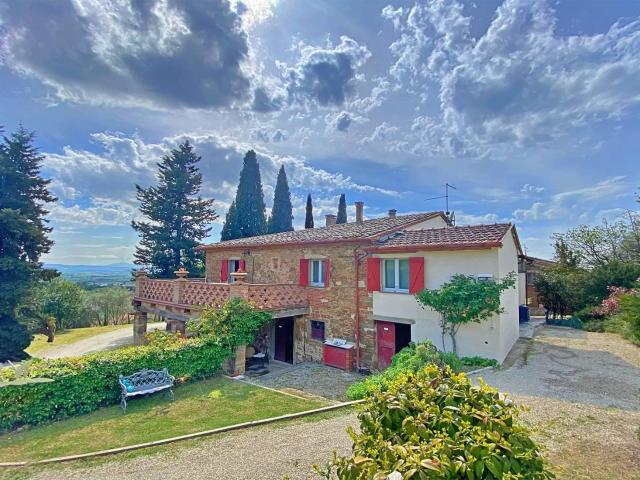 PANORAMICA DELL'IMMOBILE E POSIZIONE 200m² Castiglion Fiorentino