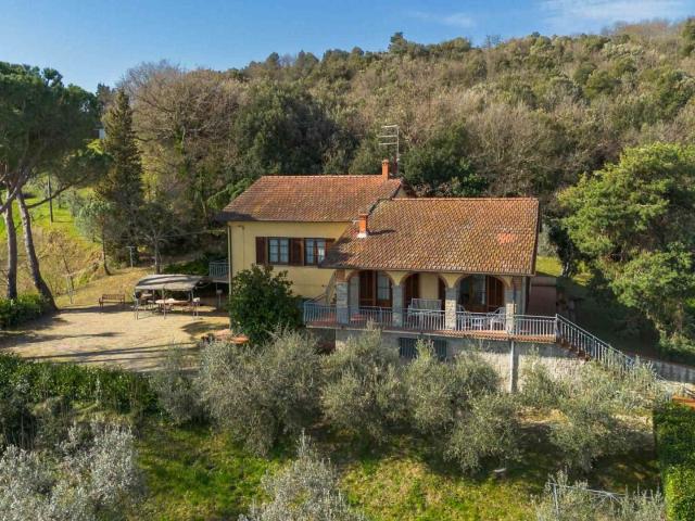 PANORAMICA DELL'IMMOBILE E POSIZIONE 215m² Monte San Savino