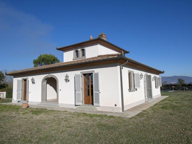 Panoramica Dell'immobile E POSIZIONE 247m² Cortona