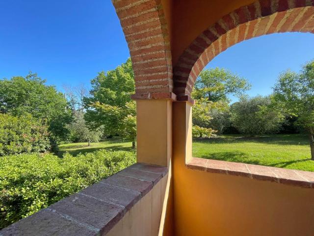 PANORAMICA DELL'IMMOBILE E POSIZIONE 318m² Foiano della Chiana