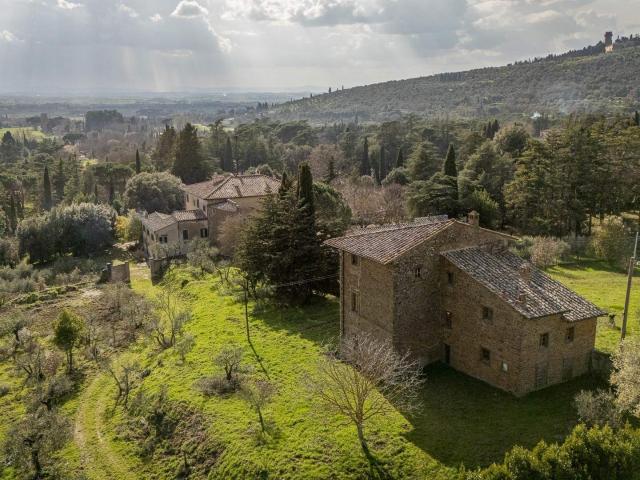 Panoramica Dell'immobile E POSIZIONE 348m² Cortona