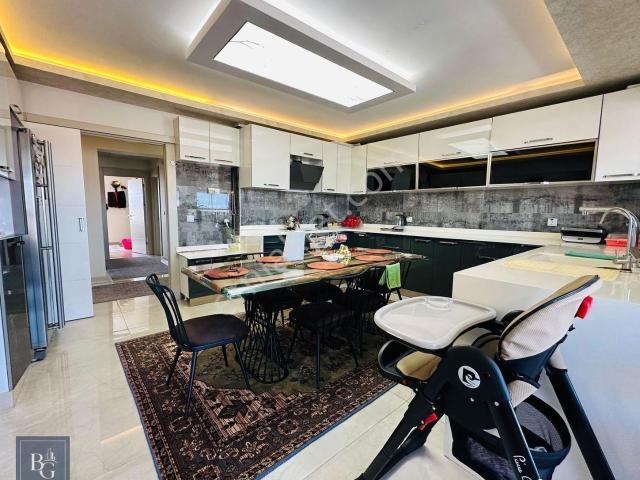Panoramik Ankara Manzaralı Sitede Ful+ful Yapılı Lüx 5+1 Dublex!